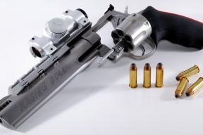 开云网页版登录入口-“尼古拉斯·桑特基的快速突破与精准配合，推动美洲狮队成为新一代强队”