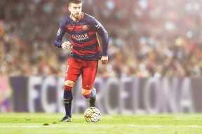 开云下载-美女司仪：现场互动中的亮丽风景线，女司仪应该穿什么衣服